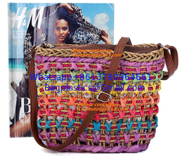 China Fashion Women Straw Bag Weaving Bucket Style Travel Beach Shoulder Bags Charming Rainbow supplier